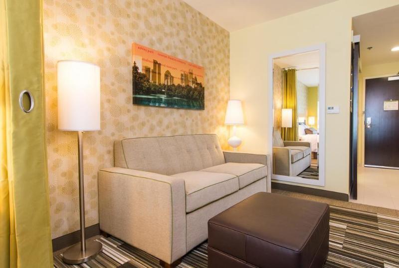 Towneplace Suites By Marriott Нюнан Екстериор снимка