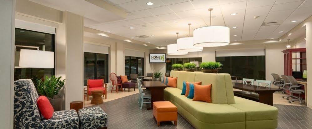 Towneplace Suites By Marriott Нюнан Екстериор снимка